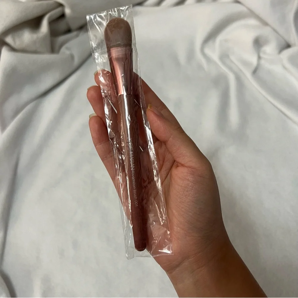 josie maran foundation brush 001 Jan sale